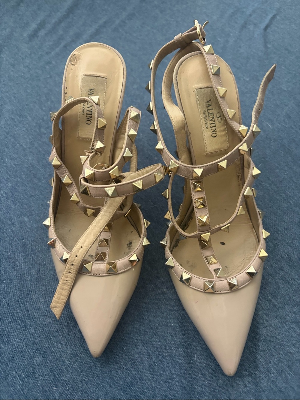 Valentino Garavani Nude Patent Rockstud Pointed Slingbacks